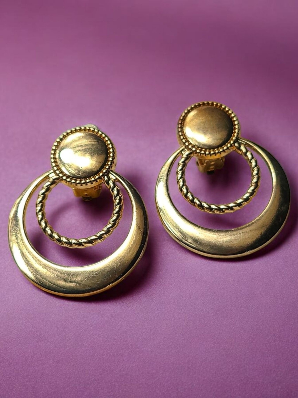 Vintage Gold-Tone Door Knocker Style Double Hoop Clip Earrings